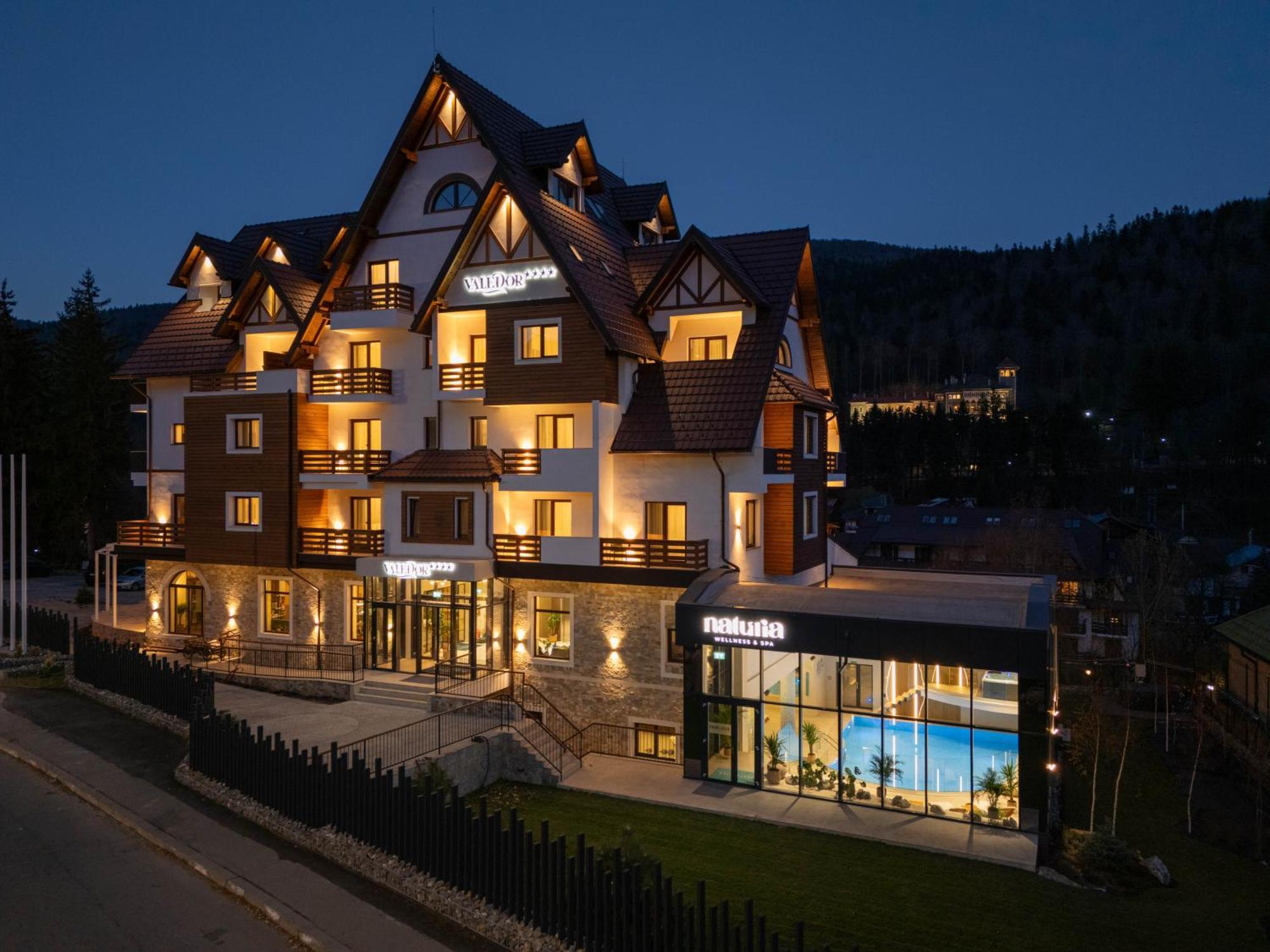 Hotel Valedor Boutique & Spa Buşteni 外观 照片